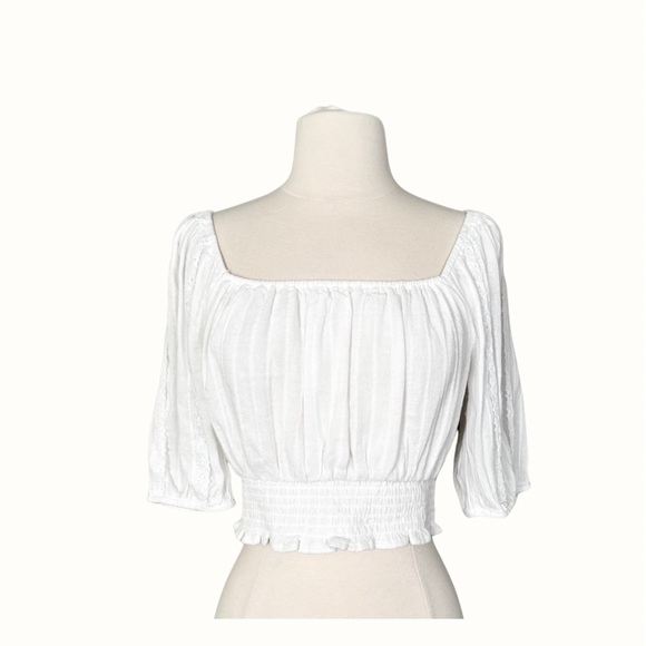 American Eagle Outfitters Tops - AMERICAN EAGLE white crop top romantic blouse size XS brand new with tags!